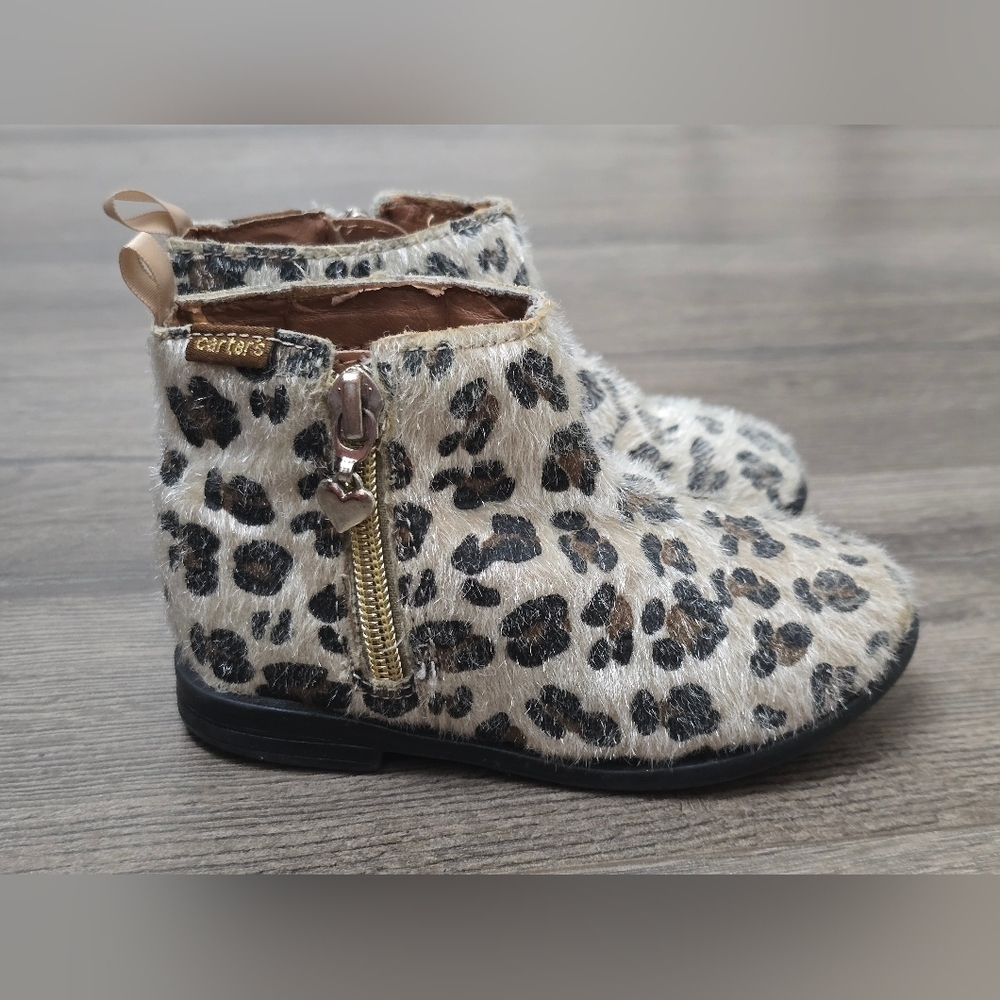 Carters Cecilia Short Ankle Bootie Animal Print Fuzzy Toddler Girl Boots Size 7